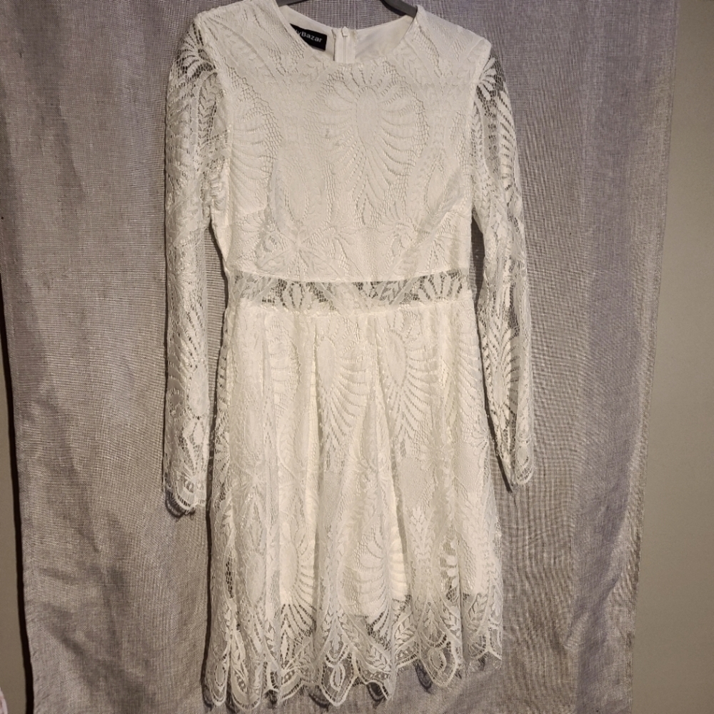 Beautiful Lace White Dress Size L
